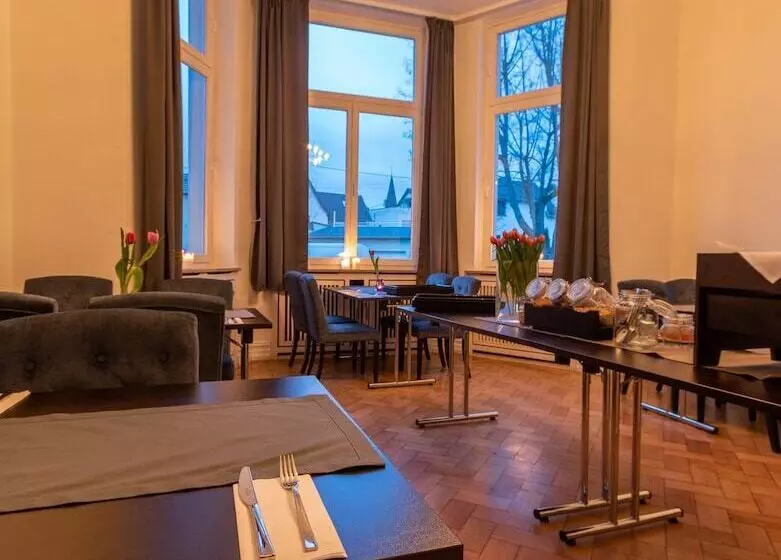 Отель Villa Von Sayn