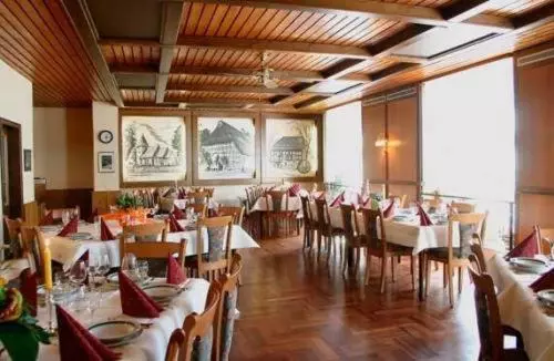 ホテル Zum Grünen Jäger