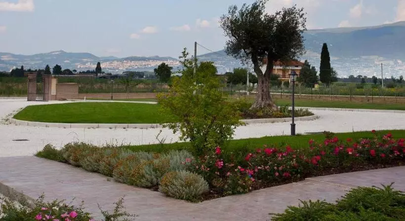 레지던스 Agriturismo Le Rondini Di Francesco Di Assisi