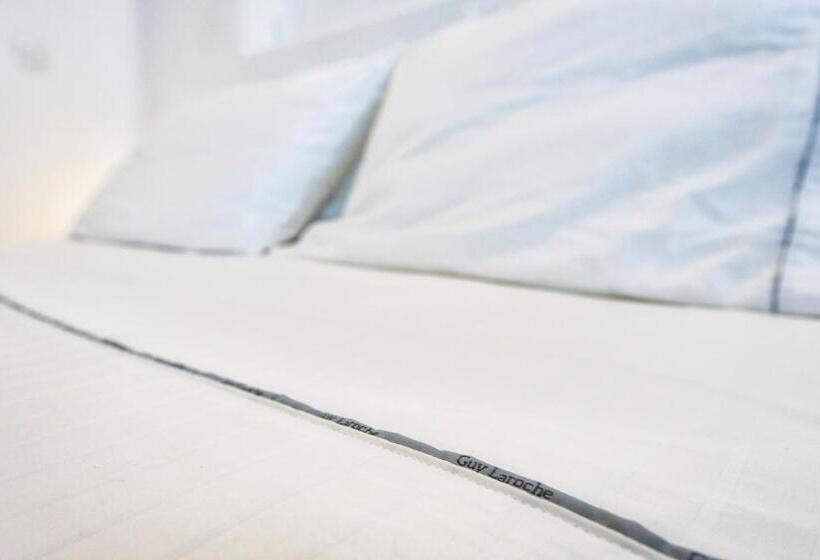 Yades Suites & Spa   Adults Only