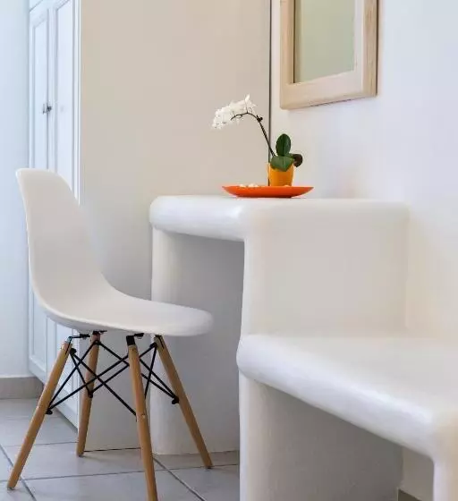 Yades Suites & Spa   Adults Only