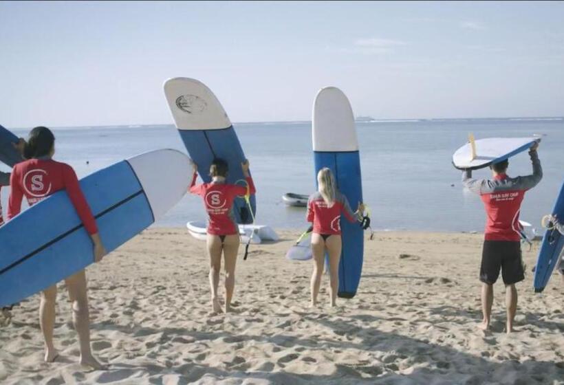 הוסטל Blind Dog Inn