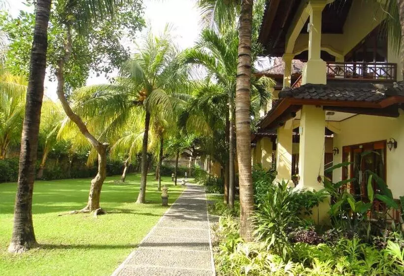 Arya Amed Beach Resort And Dive Center