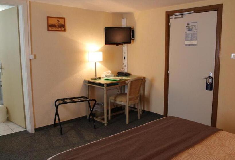 فندق Auberge Des Trois Châteaux