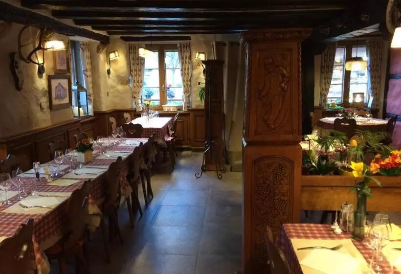 Hotelli Auberge Des Trois Châteaux