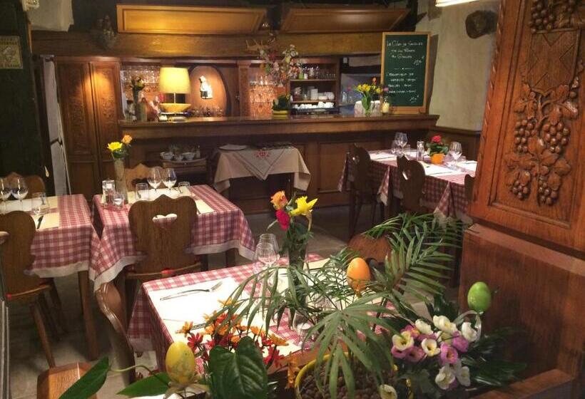 فندق Auberge Des Trois Châteaux