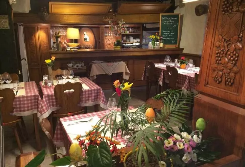 Hotelli Auberge Des Trois Châteaux