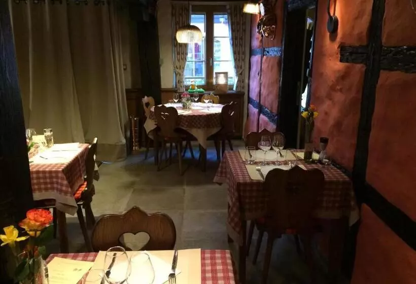 Hotelli Auberge Des Trois Châteaux