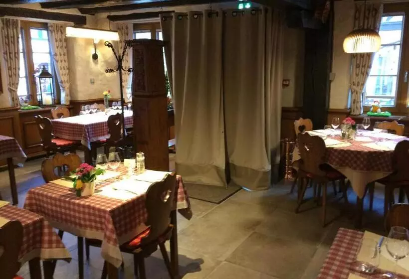 Hotelli Auberge Des Trois Châteaux