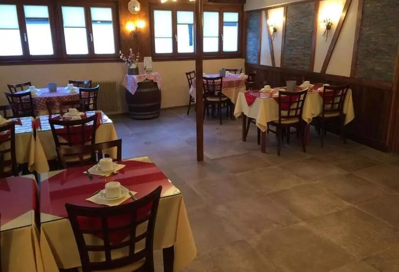 Hotelli Auberge Des Trois Châteaux