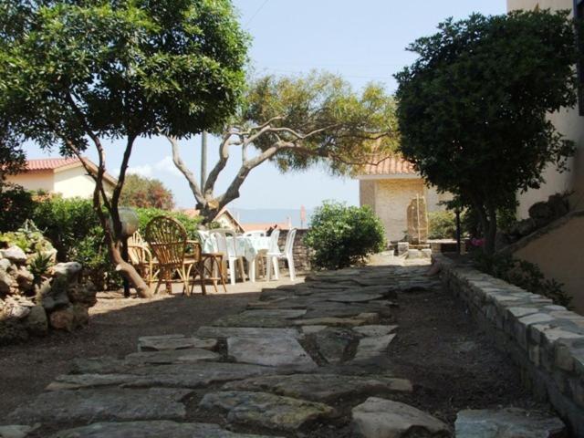 Пансион La Baia Apartments