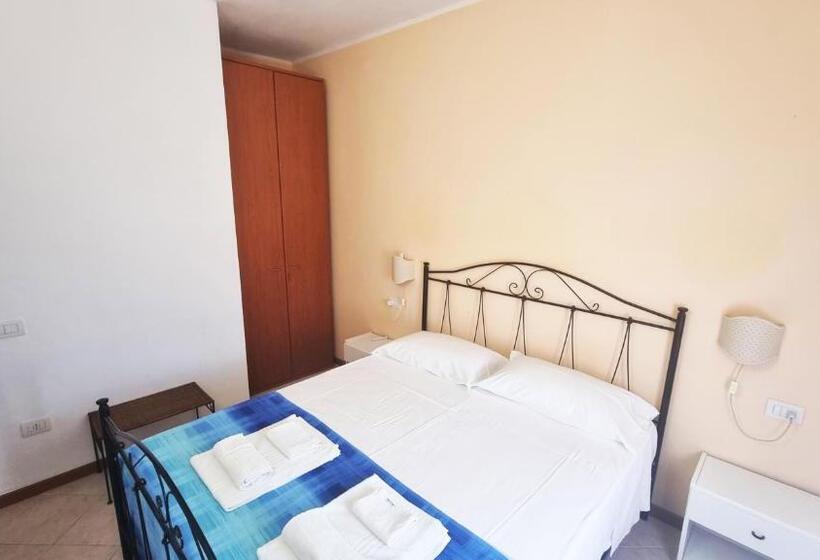 Пансион La Baia Apartments