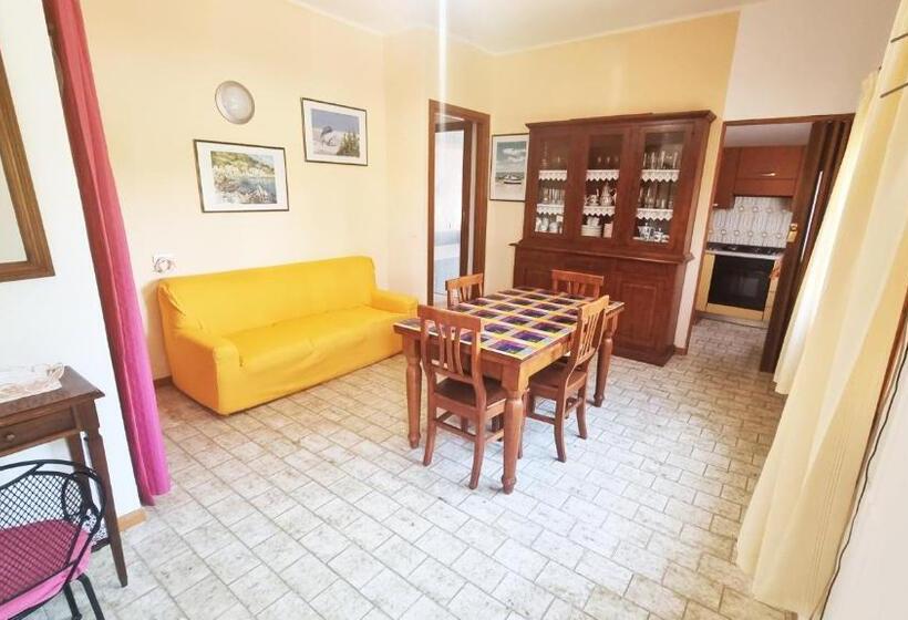 Пансион La Baia Apartments