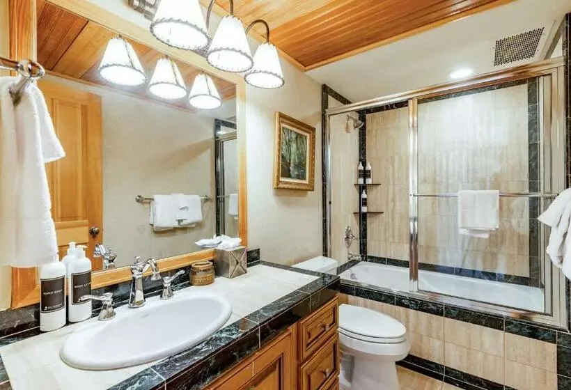 The Caledonian By All Seasons Resort Lodging