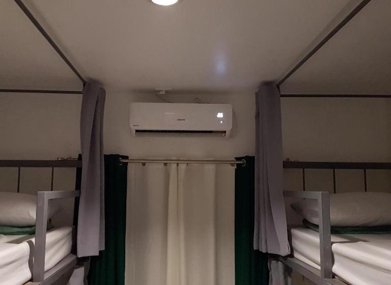 Szálló Green Turtle Backpackers Guesthouse, Puerto Princesa