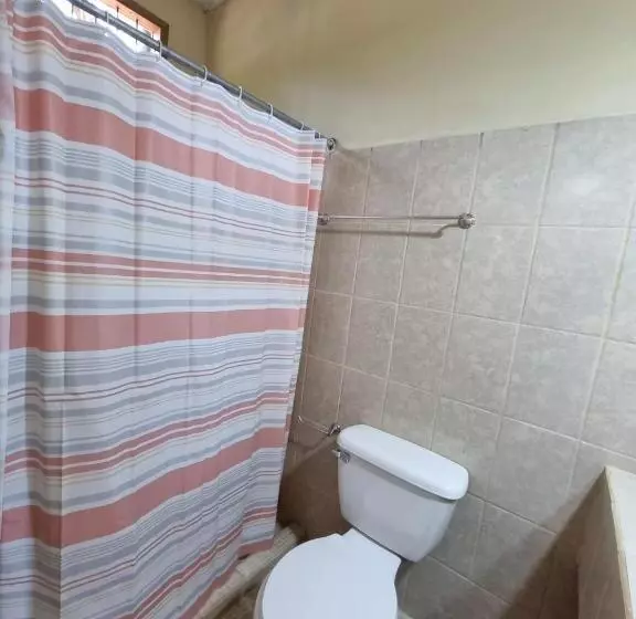 Aamiaismajoitus (B&B) Ometepe House