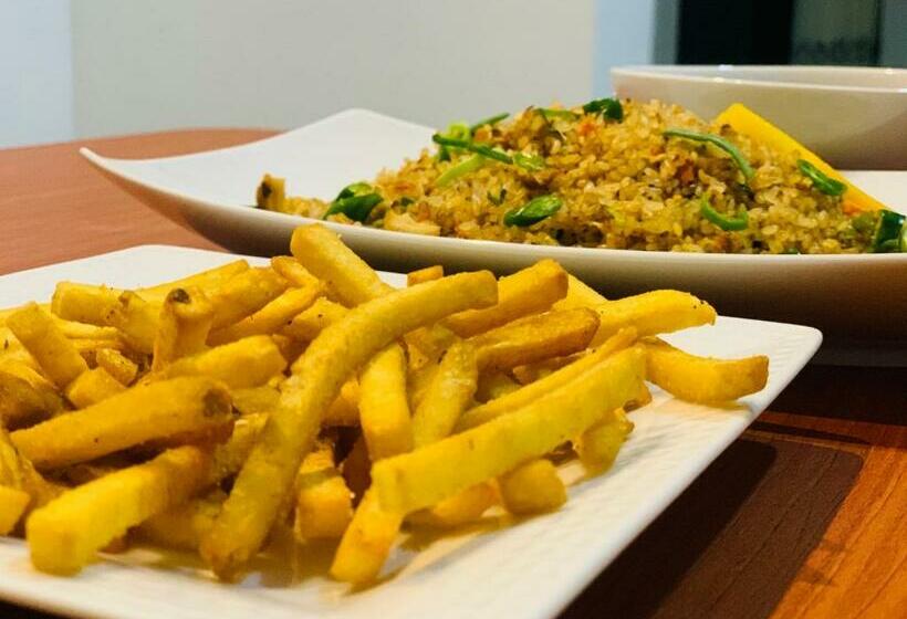 Bed and Breakfast Rash Hotel & Restaurent