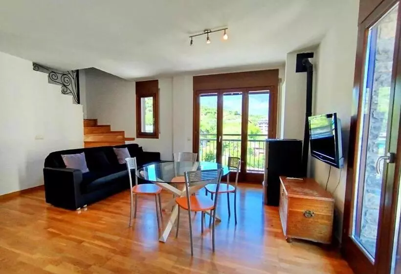 Apartaments Sort Pirineus