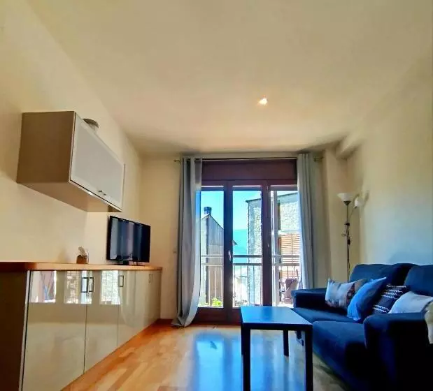 Apartaments Sort Pirineus