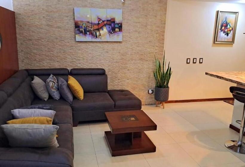 Comoda Suite Centrica Cuenca