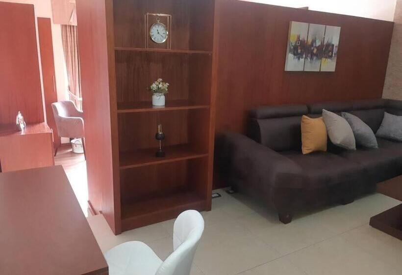 Comoda Suite Centrica Cuenca