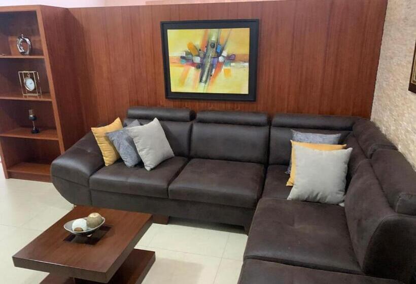 Comoda Suite Centrica Cuenca