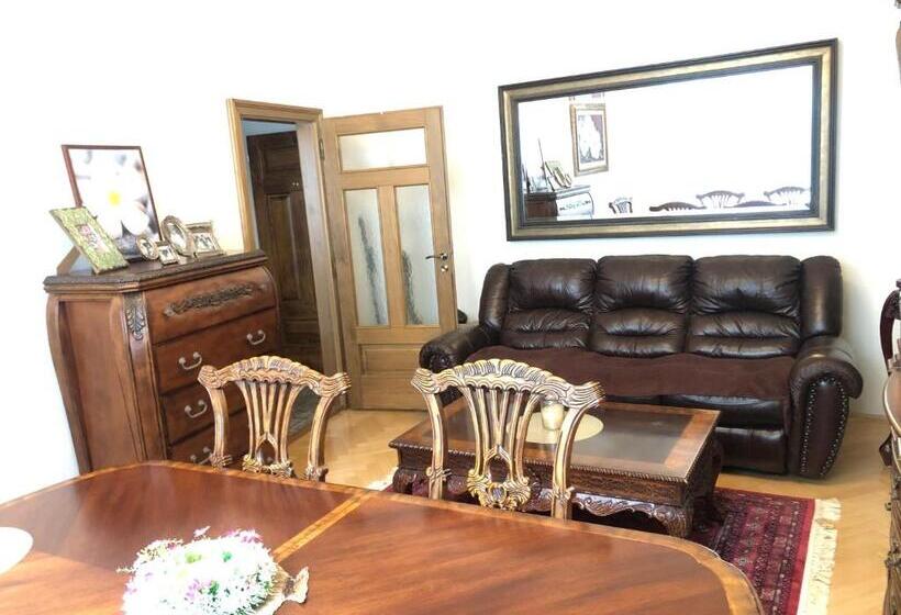 Cozy Apartment In The City Centre