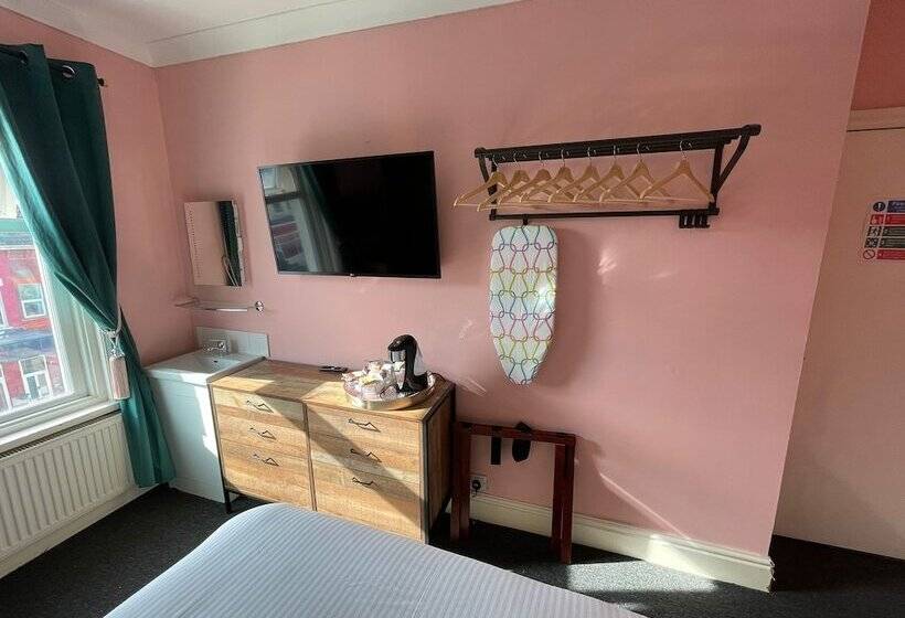 호텔 Mcgraths Blackpool