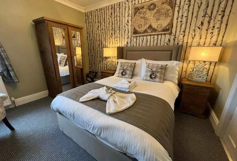 Hotelli Mcgraths Blackpool