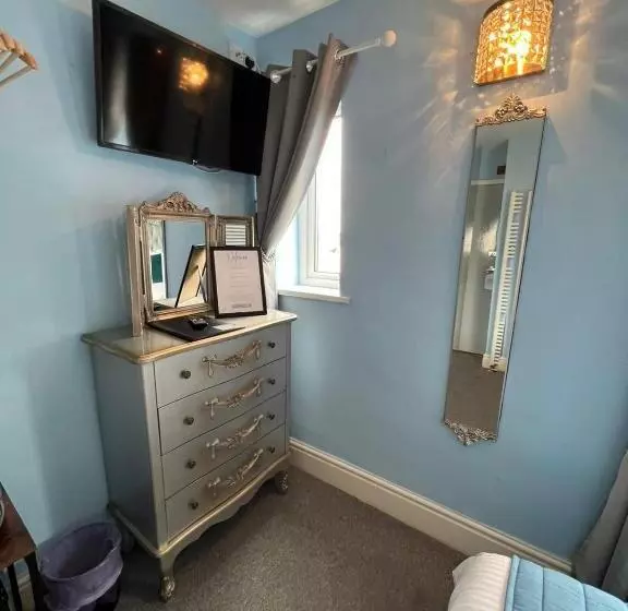 Hotelli Mcgraths Blackpool