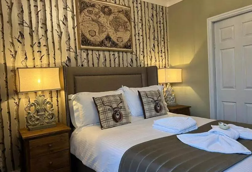 Hotelli Mcgraths Blackpool