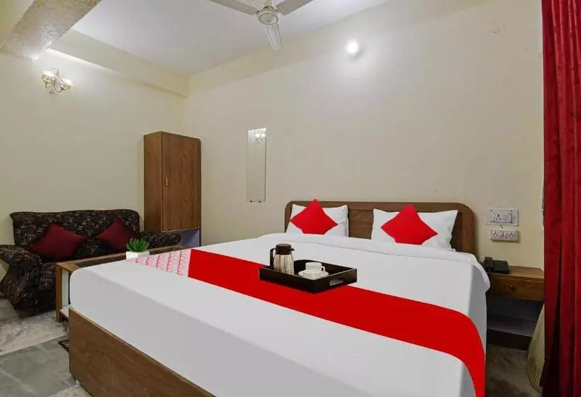 Hotelli Oyo 87217 Vibrant Inn