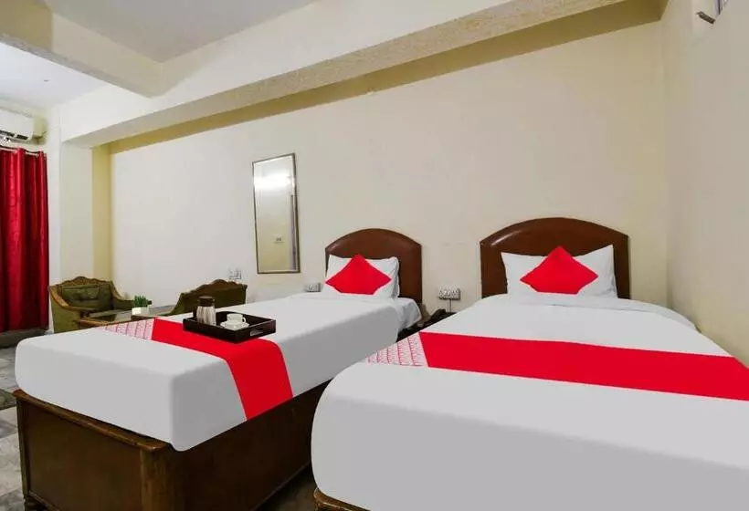 Hotelli Oyo 87217 Vibrant Inn