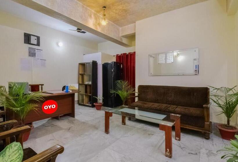 هتل Oyo 87217 Vibrant Inn