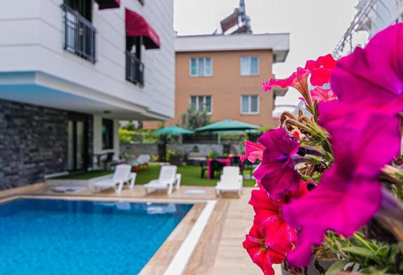 Oniks Comfort Suites