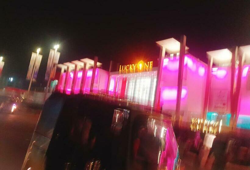 پانسیون Couple Guest House