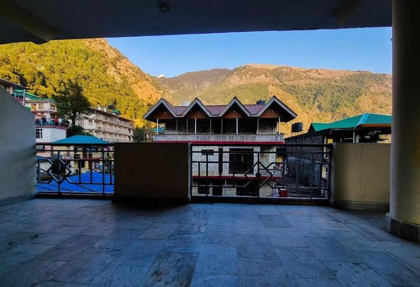 بنسيون Oak View