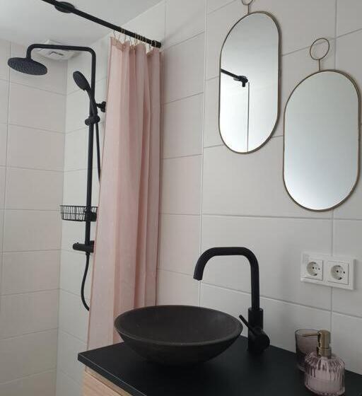 Het Huisje Comfortabel, Luxe & Sfeervol Nabij Het Strand