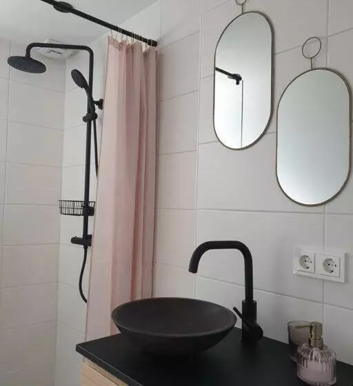 Het Huisje Comfortabel, Luxe & Sfeervol Nabij Het Strand