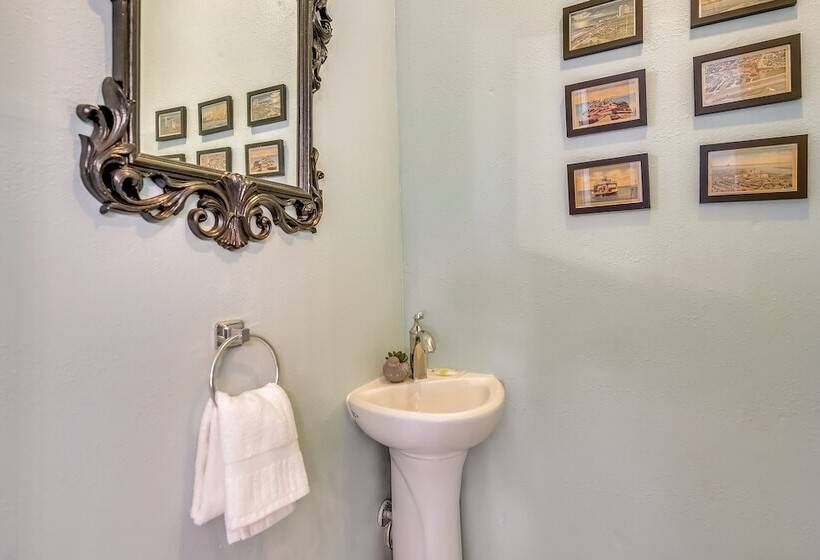 A Bended Oak Bungalow