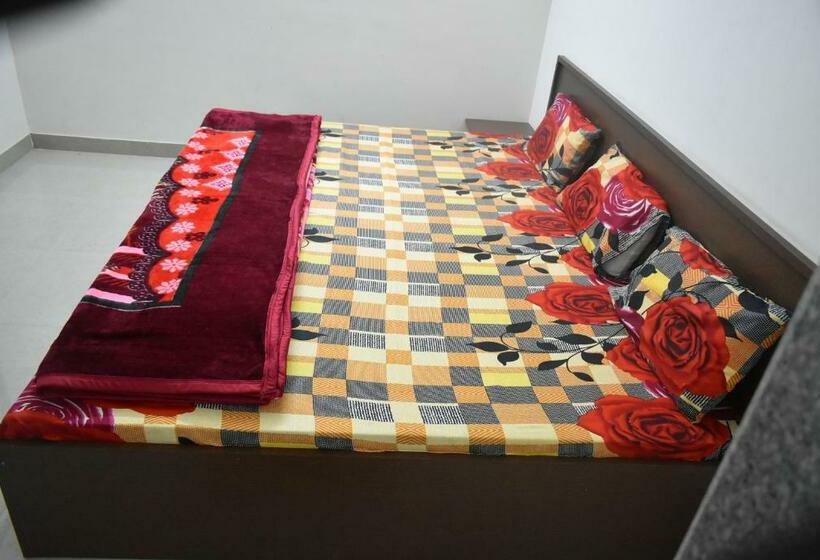 酒店 G S Palace By Wb Inn