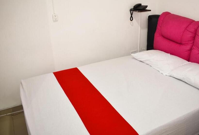 בית מלון כפרי Hostal Casa Blanca Cabecera