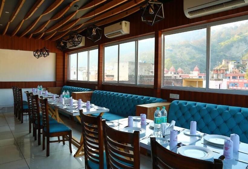 Hotel Kush Ganga 50 Meter From Har Ki Pauri, Haridwar