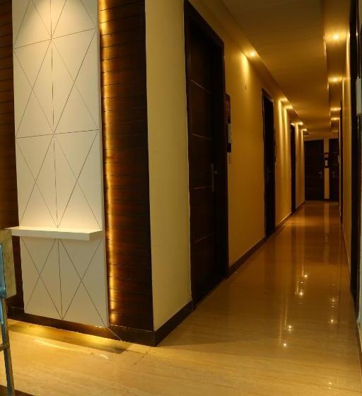 Hotel Kush Ganga 50 Meter From Har Ki Pauri, Haridwar