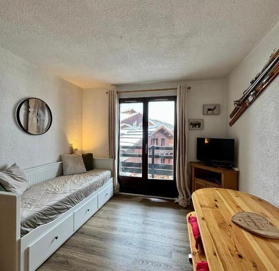 L Eterlou, Studio Centre Station