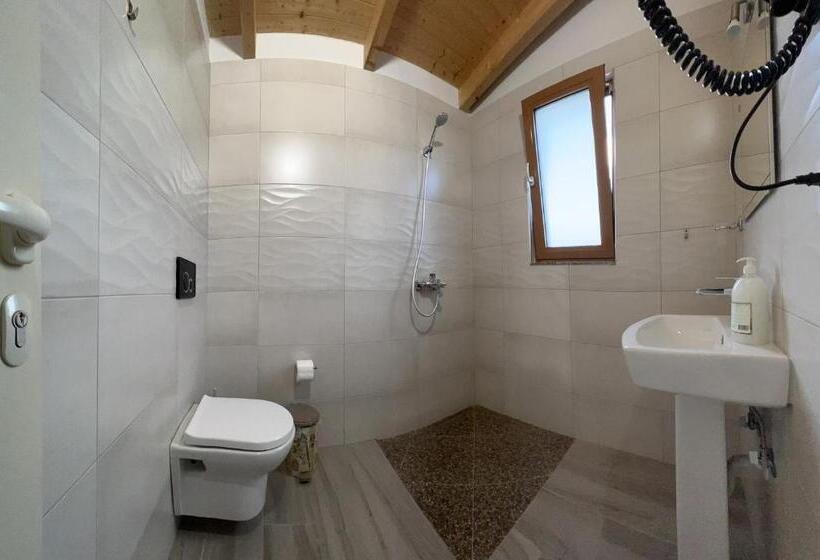 پانسیون Elma Guest House