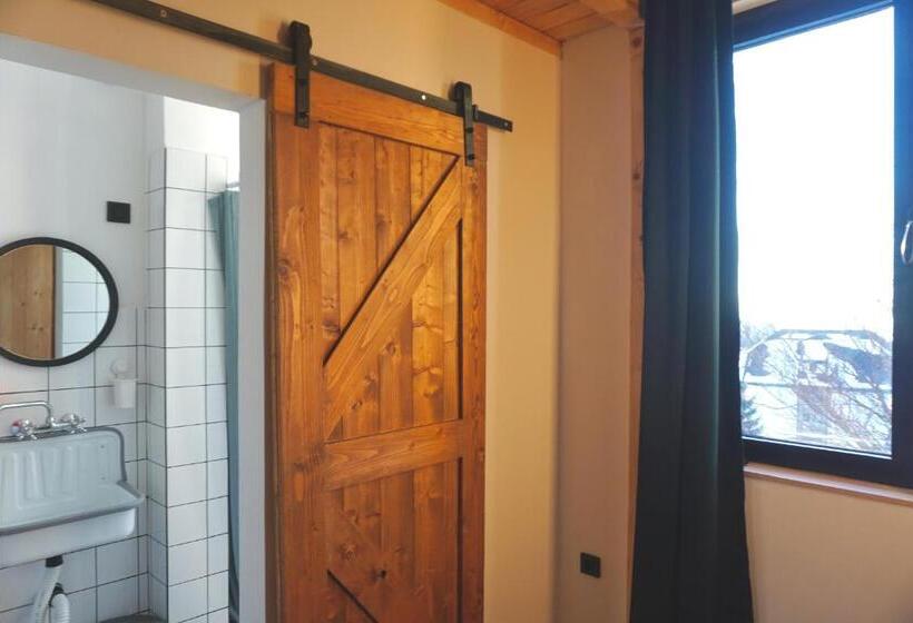 پانسیون Montana