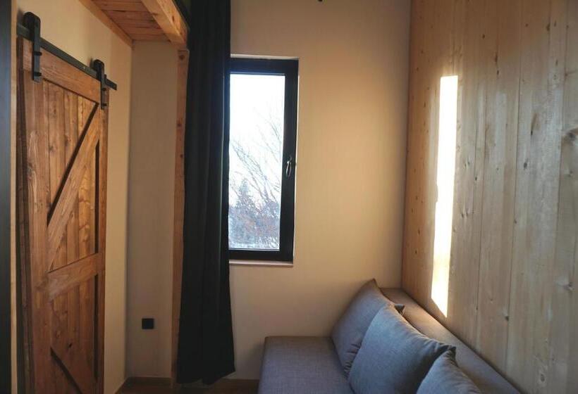 پانسیون Montana