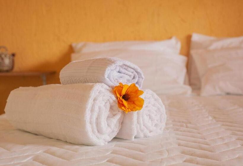 Pensione Pousada Iandara