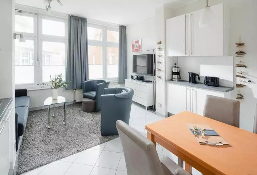 Regina Maris, Wohnung 1